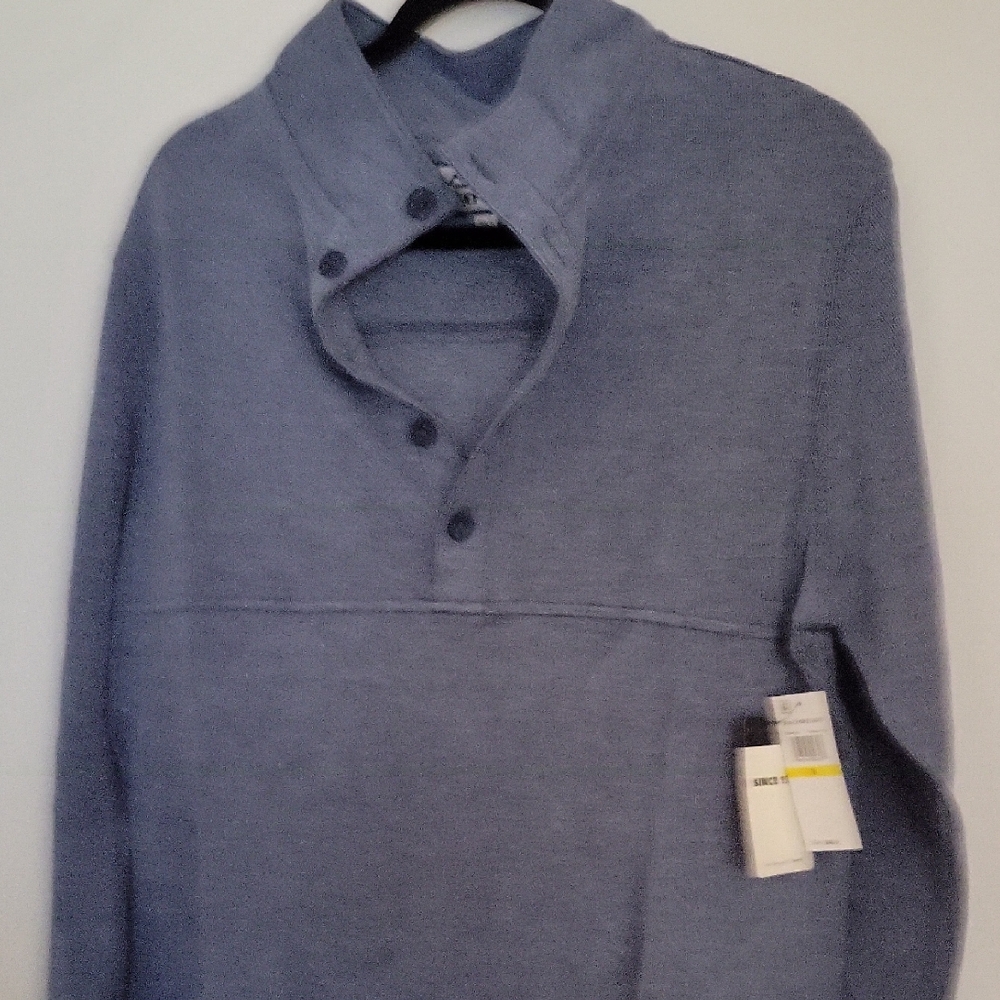 NWT Men's REEF Oteil Blue Long Sleeved Sweater
